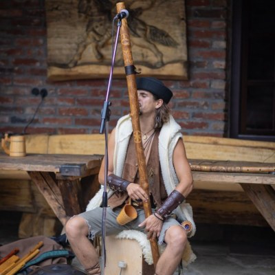 Zamek Stara Baśń w Grybowie