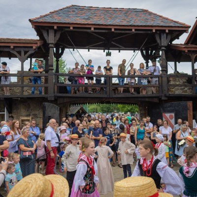 Zamek Stara Baśń w Grybowie