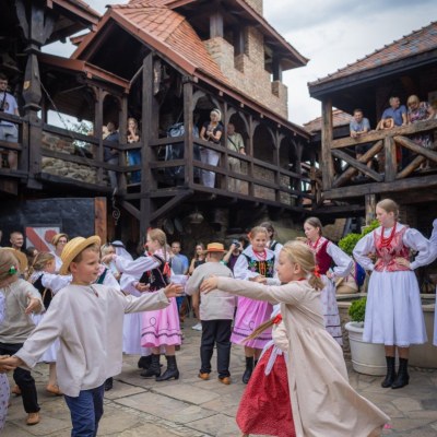 Zamek Stara Baśń w Grybowie