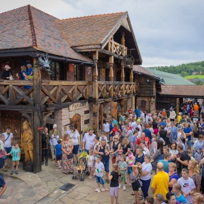 Zamek Stara Baśń w Grybowie