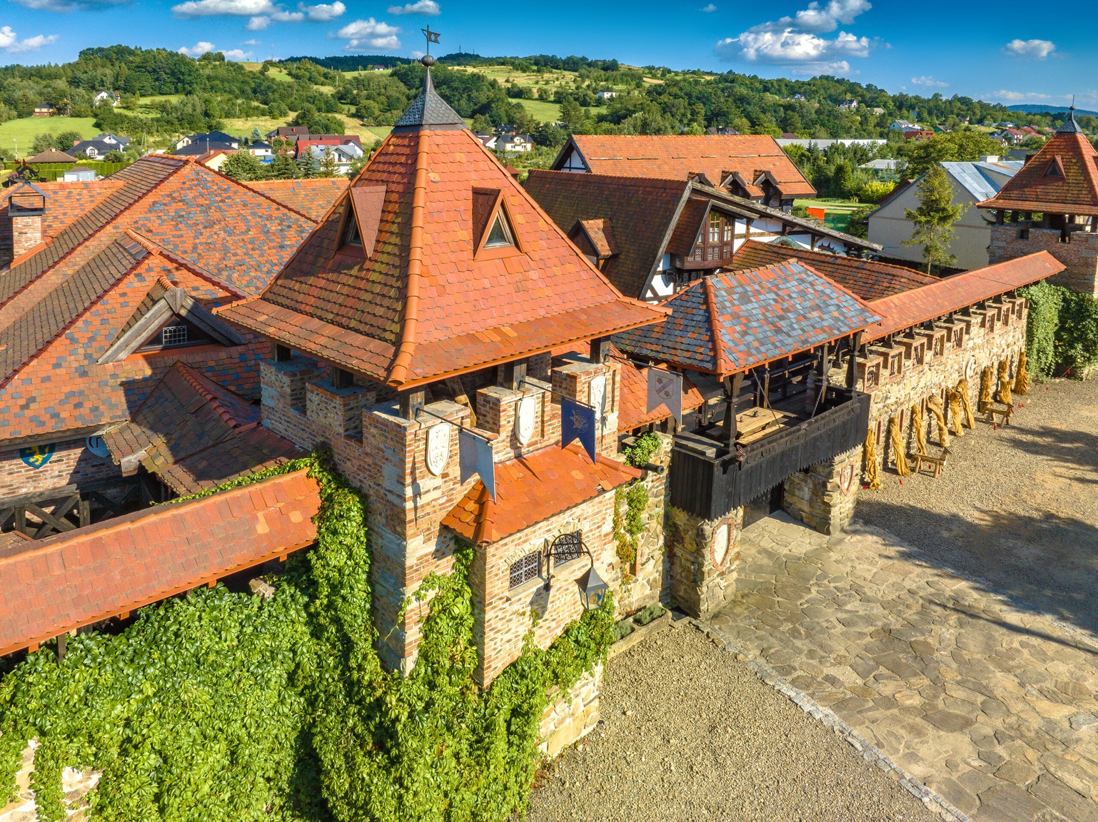 Zamek Stara Baśń w Grybowie - aut. Konrad Rogoziński